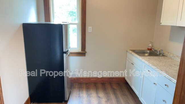 Photo - 122 E 16th Ave Unidad 2