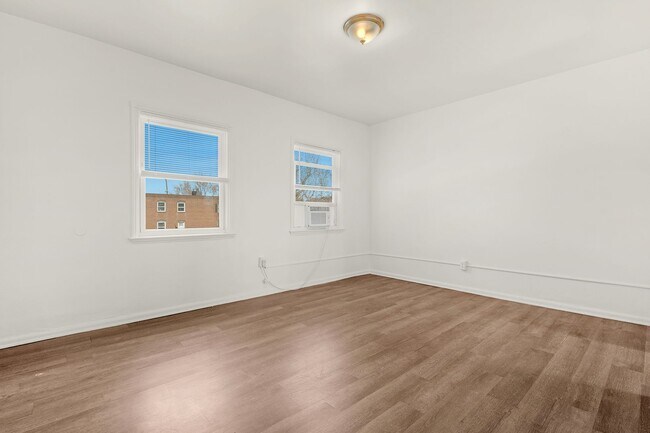 Photo - 611 Maude Ave Unidad 611 Maude Avenue  2