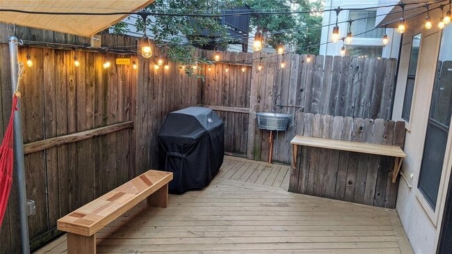 Photo - 2821 Sherwin St