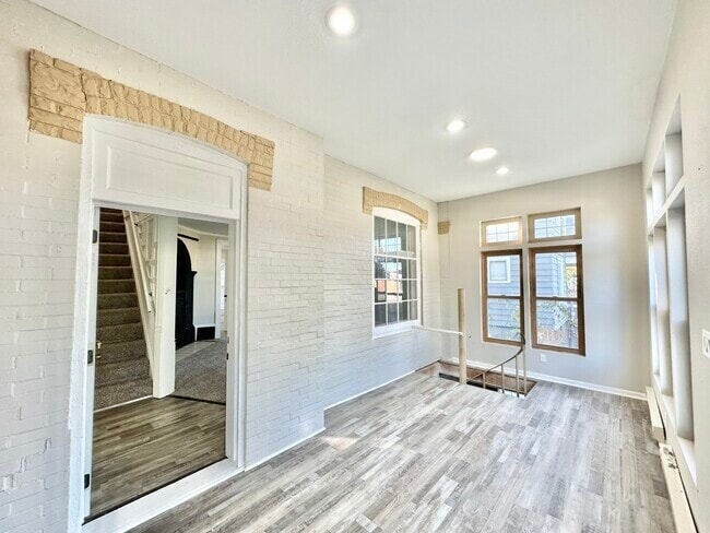 Photo - 1505 24th St