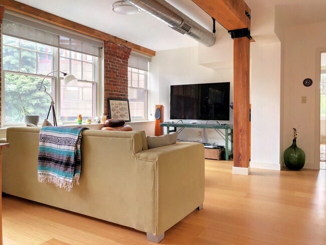 Photo - 22 Cottage Park Ave Unidad #7