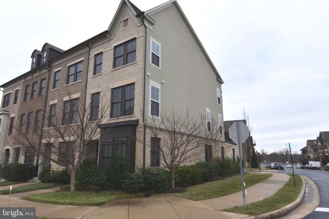 Photo - 20425 Codman Dr Townhome