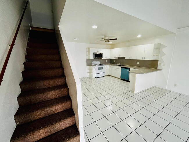 Photo - 13707 Yarmouth Ct