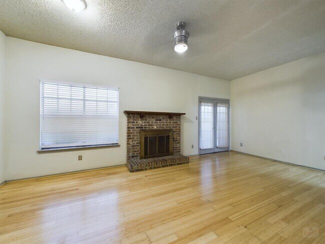 Photo - 2810 Nueces St Unit 102