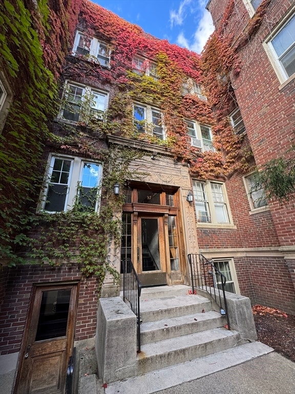 Building Photo - 97 Chester St Unit B4