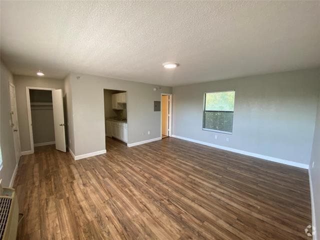 Building Photo - 701 W Sycamore St Unit 209 Rental