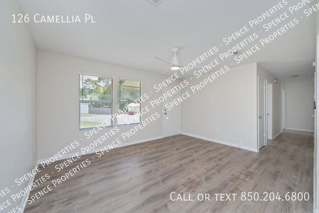 Photo - 126 Camellia Pl