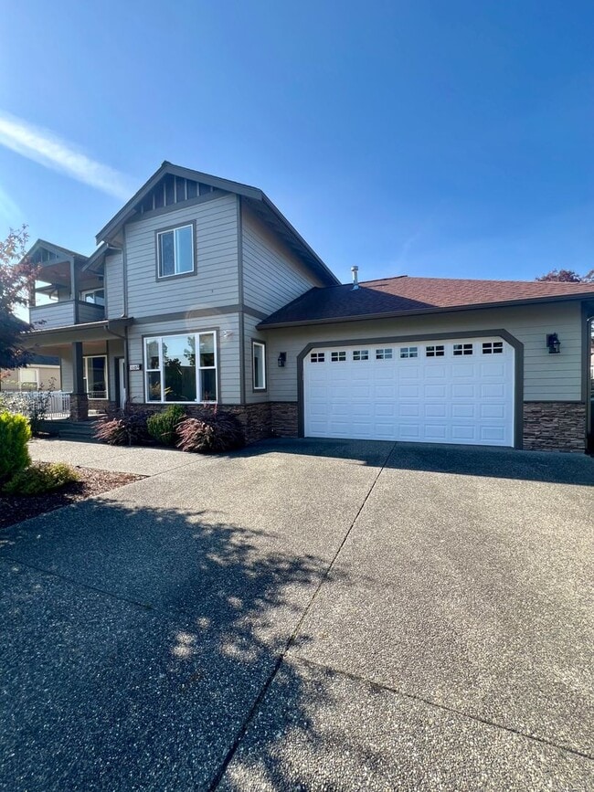 Photo - Beautiful 3 Bedroom in Private Community!