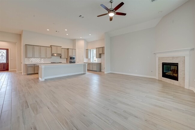 Photo - 2211 Flamenco St