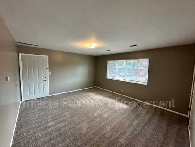 Photo - 1113 Alford St Unidad 2