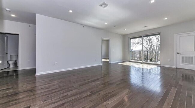 Photo - 536 Broadway Unit 201