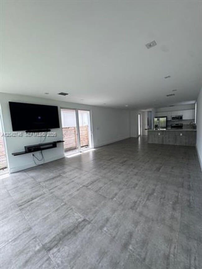 Photo - 2947 SW 27th Terrace Unit 2947 SW 27th Ter, Miami, FL 33133