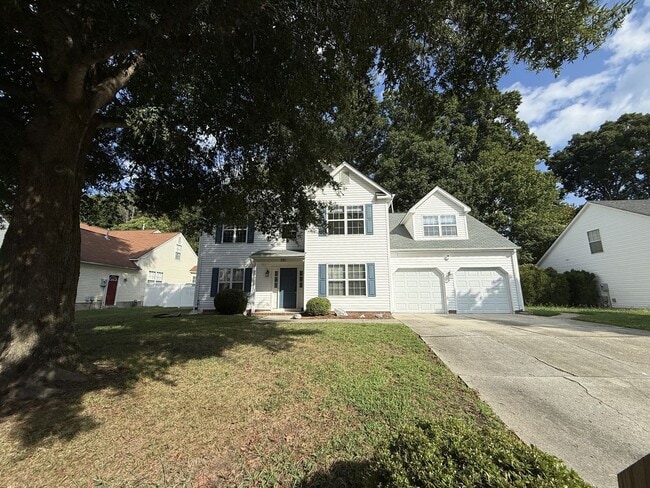 221 Sherbrooke Dr