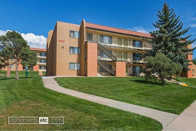 Building Photo - **MOVE IN SPECIAL** $500 off the rent Come and apply today!! Unit 328