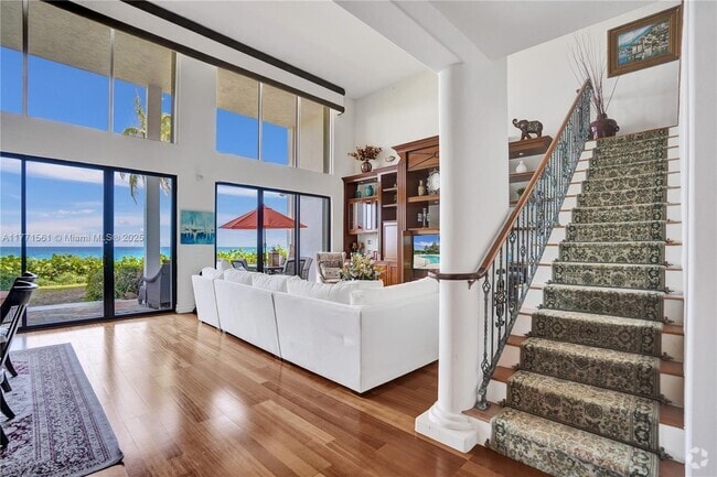 Building Photo - 2000 N Ocean Blvd Rental