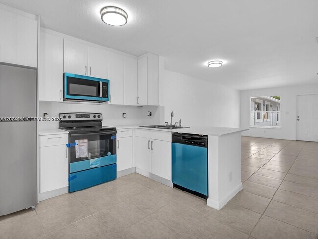 241 NW 40th St Unidad 3