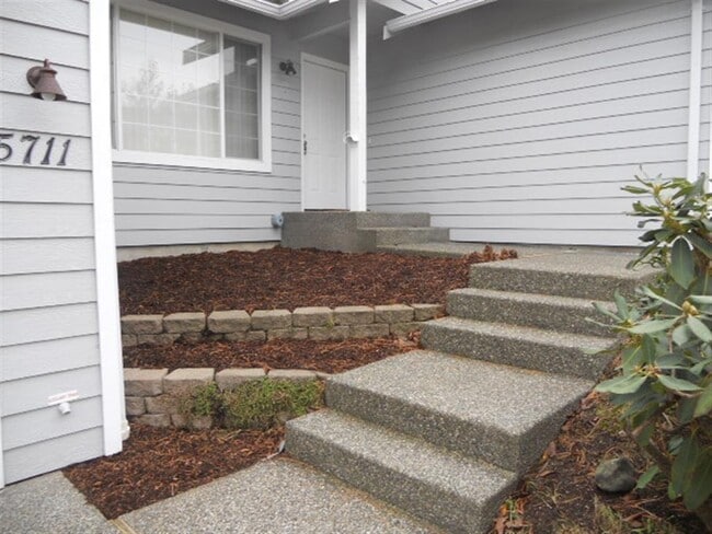 Photo - Spacious 3-Bed, 2-Bath Home with Private Y...