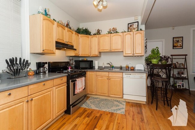 Photo - 2 bedroom in Chicago IL 60647 Unidad 1