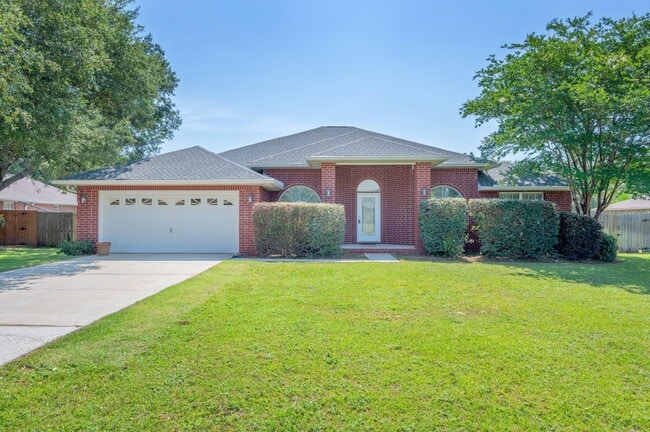 Photo - 1972 Resort St House