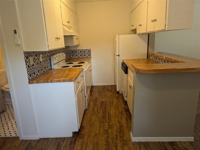 Photo - 3119 Tom Green St Apartment Unit 6