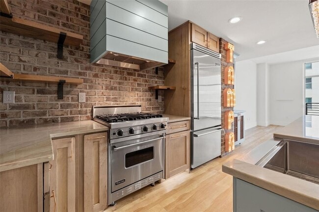 Photo - 1208 E Kennedy Blvd Unit 520