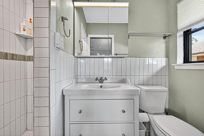 Photo - 8923 Greiner Dr