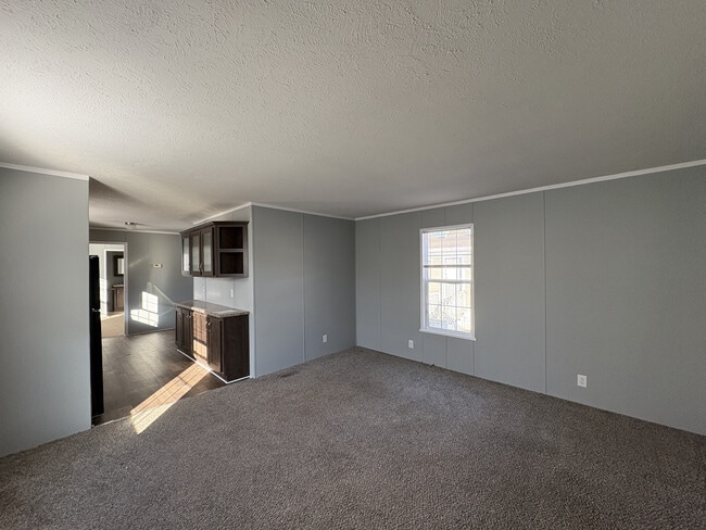 Photo - 67 W Manor St