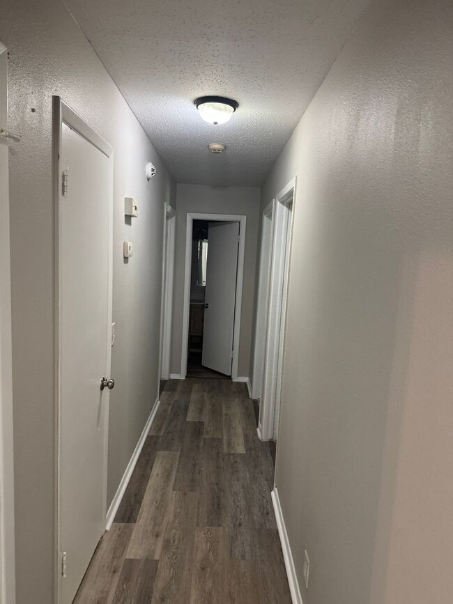 Photo - Stunning 3 Bed 2 Bath duplex
