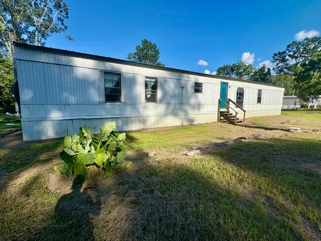 Building Photo - 1054 Pecan Dr Rental