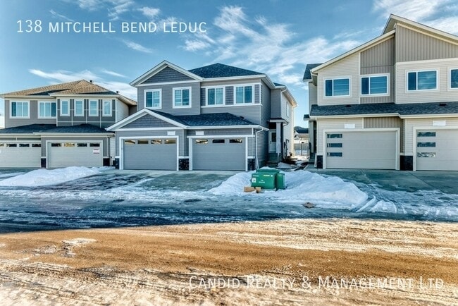 Building Photo - New 2 bedroom BSMT