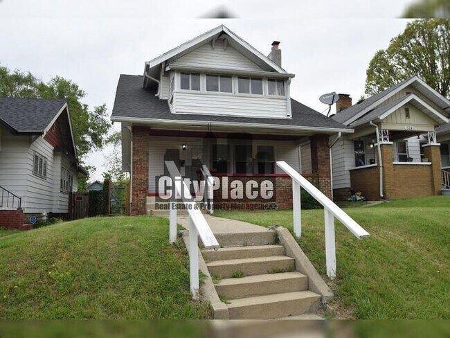 Photo - 1026 W 35th St