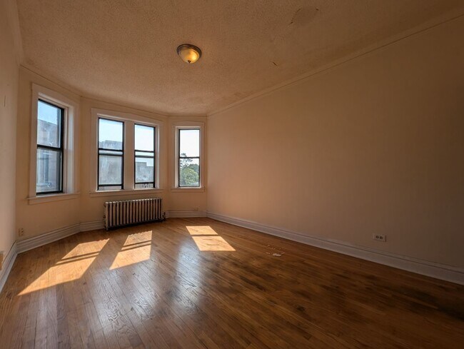 Photo - 1542 N Kedzie Ave Unit 2N