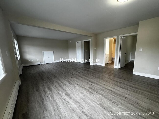 Photo - 114 Riverside Dr Unit 6