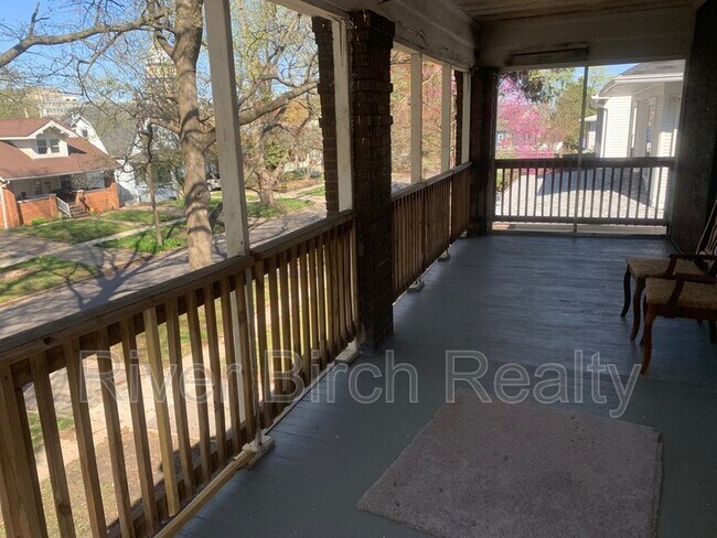 Photo - 434 W Cook St