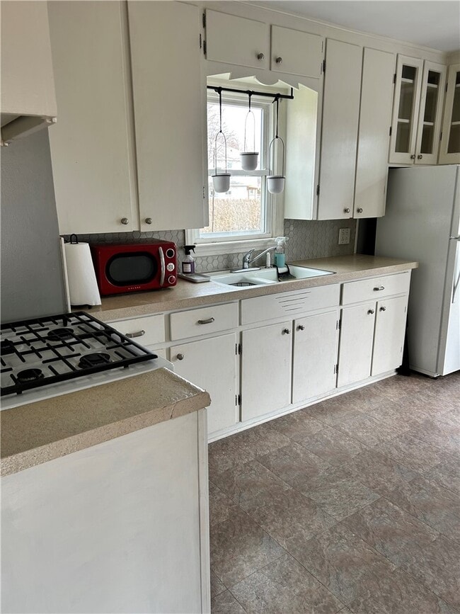 Photo - 600 McDowell Pl