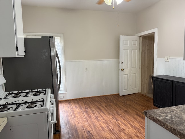 Photo - 522 Fleming St