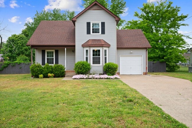 Building Photo - 907 Desota Ln