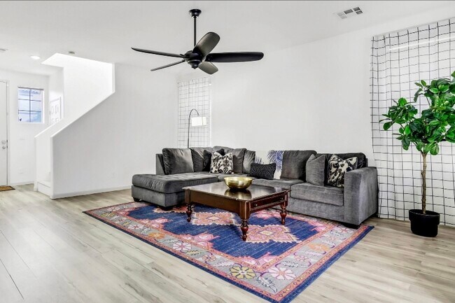 Photo - 30 Dovewood Ave