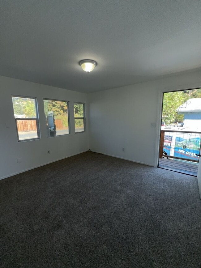 Photo - 13445 Lakeshore Dr Unit 2
