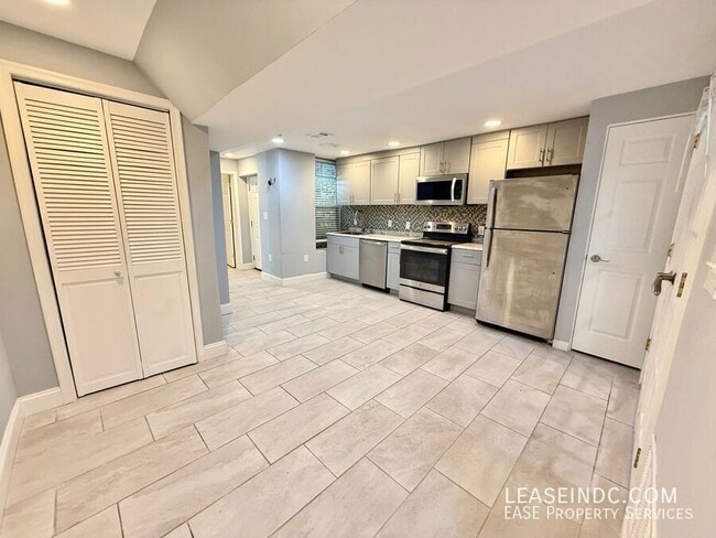 Photo - 55 Quincy Pl NW Unit #B