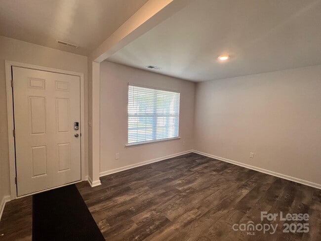 Photo - 7868 Whispering Strm Dr