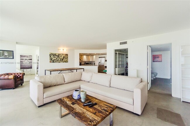 Building Photo - 1900 Sunset Harbour Dr Unit 2011 Rental