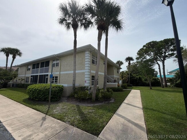 Photo - 1546 SE Royal Green Cir Unit 102