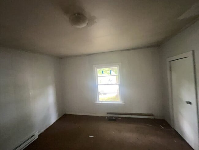 Photo - 3 Bedroom 1 bathroom House in Spartanburg SC