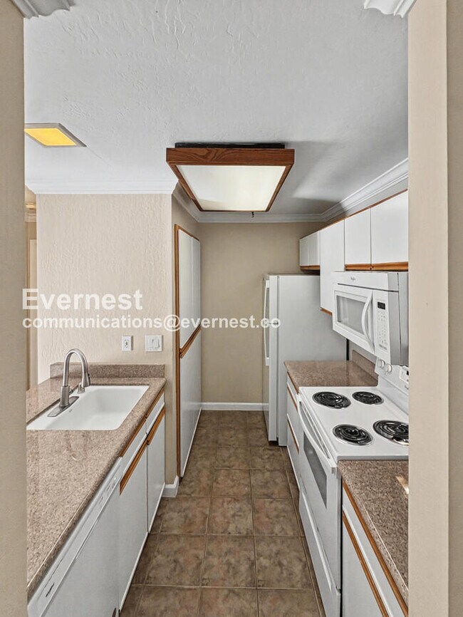 Photo - 3173 Wayside Plaza Unit APT 205