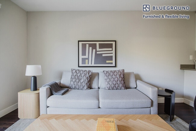 Photo - 655 S Fair Oaks Ave Unit FL3-ID1775