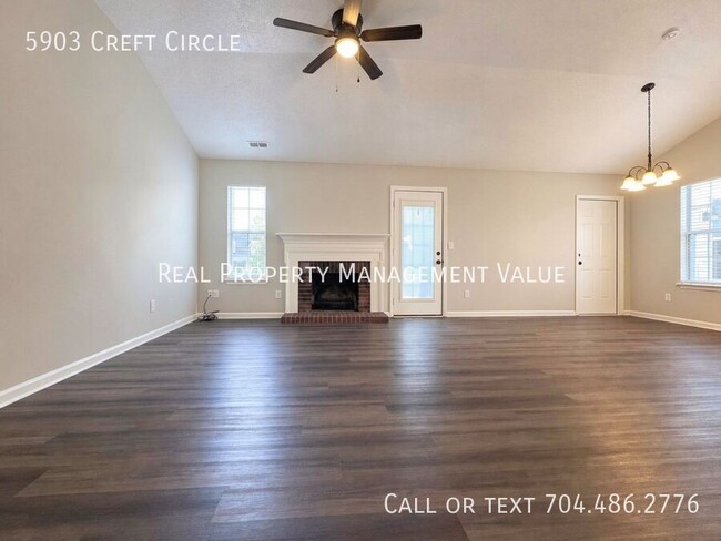 Photo - 5903 Creft Cir