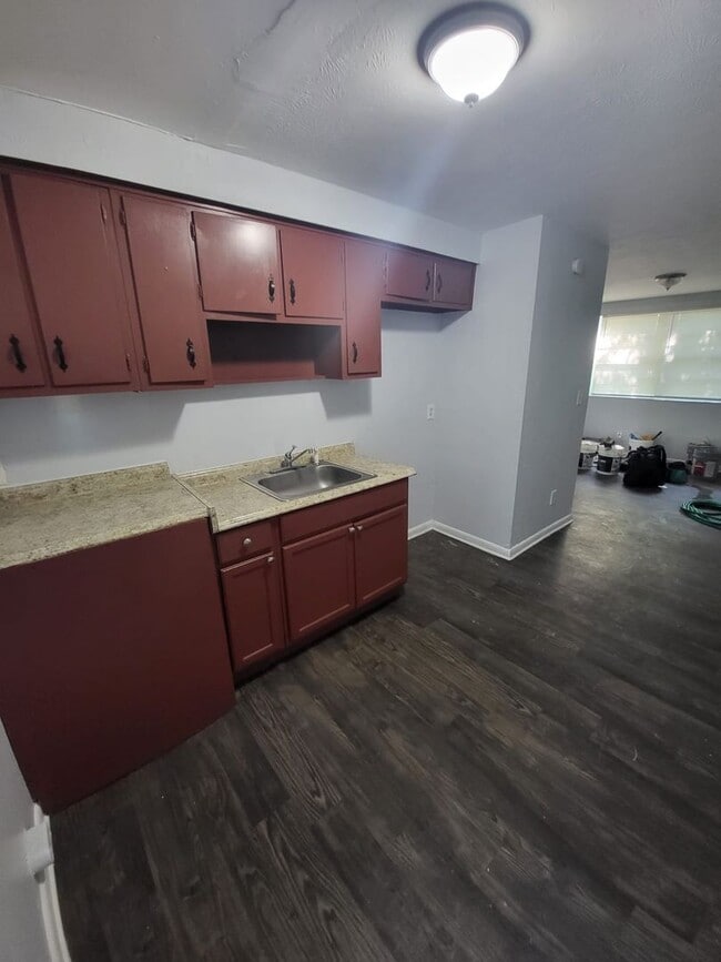 Building Photo - 1625 W 26th St Unit 2