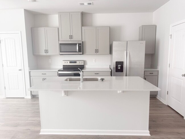 Photo - Newly Built 3 Bedroom Home - Baxter