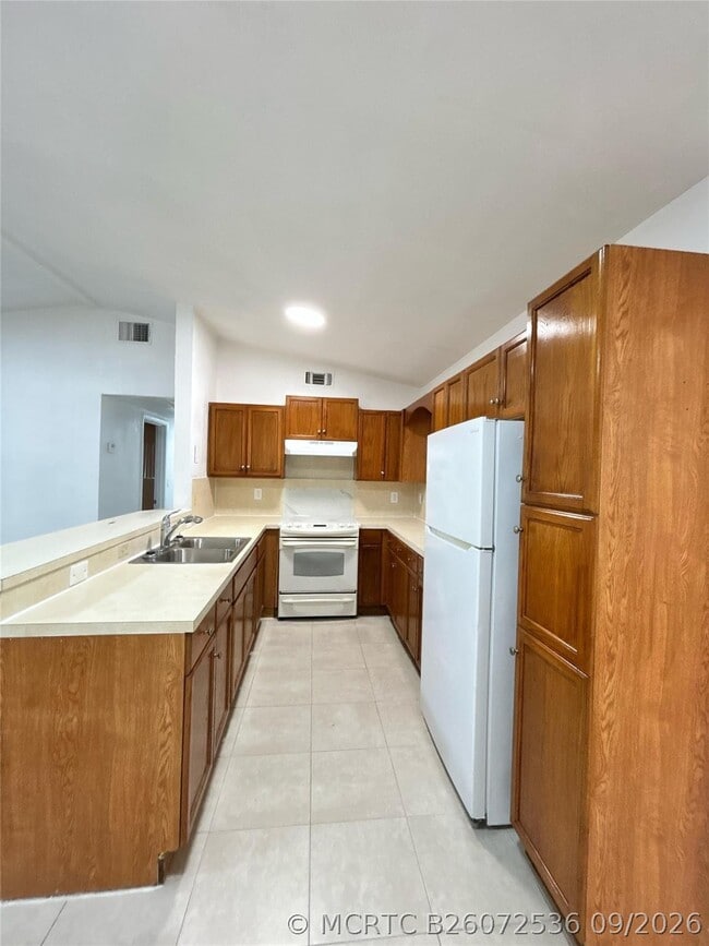 Photo - 417 SW 25th Terrace